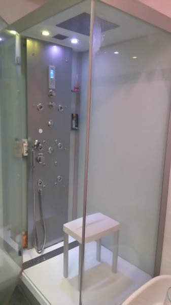 CABINE DE DOUCHE MULTI JETS